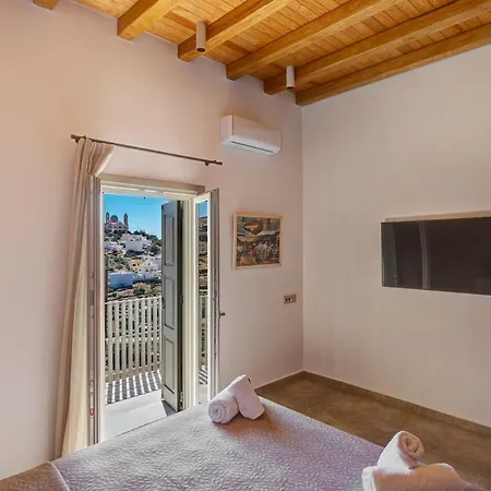 Mule House * Ano Syros