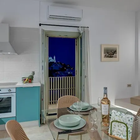 Mule House * Ano Syros